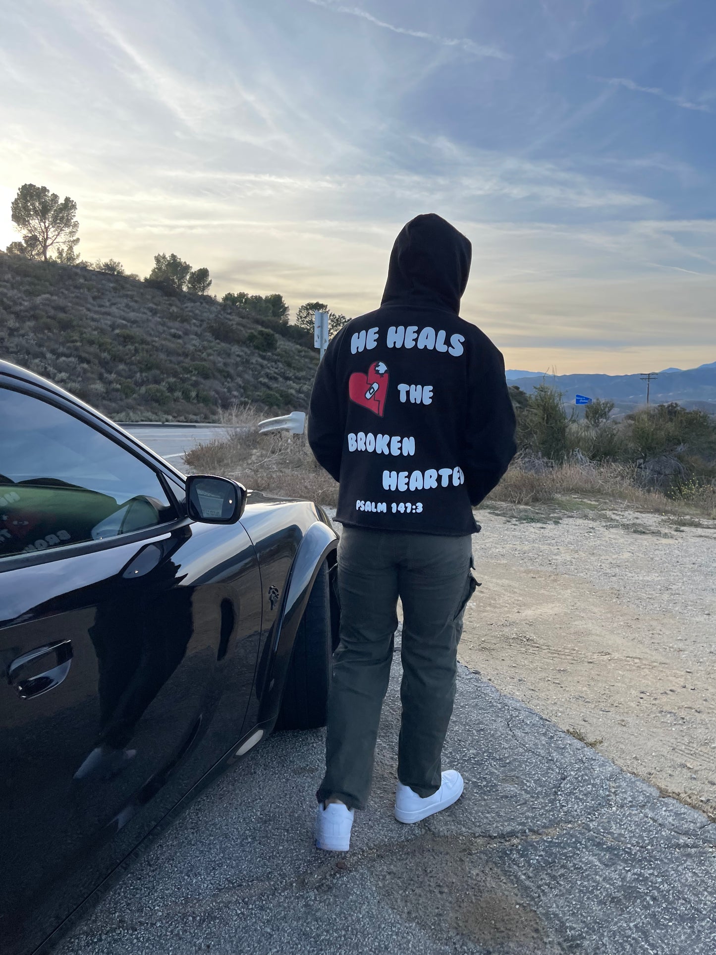 KINGDOMINDED "BROKEN HEARTED" HOODIE